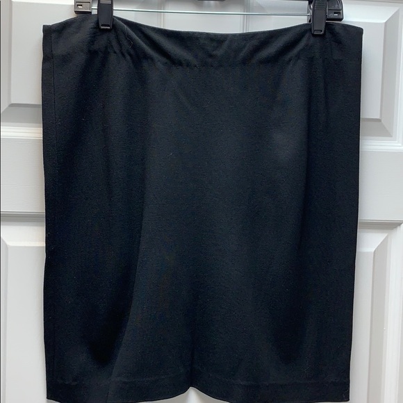 Kenneth Cole black skirt - Picture 1 of 5